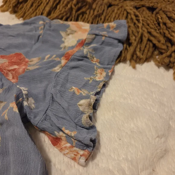 Maurices Blue Floral Blouse - Picture 5 of 11